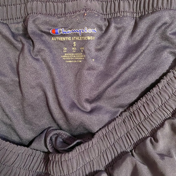 Champion athletic shorts - Picture 2 of 2